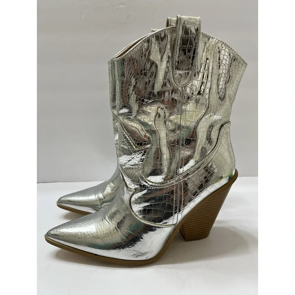 Cape Robin Fever Boots Metallic Silver Croc-Embossed Finish Women's 10M